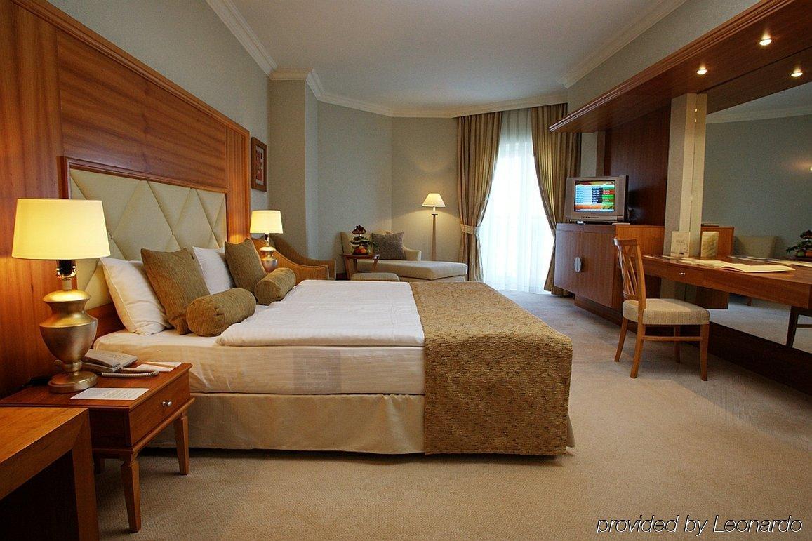 Rixos-Prykarpattya Resort تريسكافيتس الغرفة الصورة
